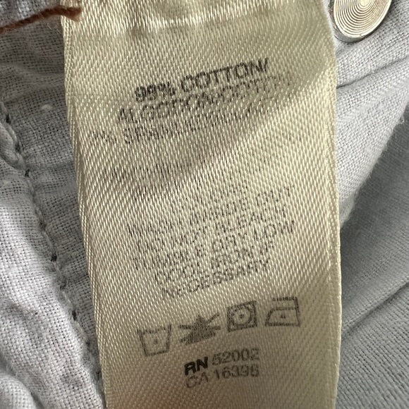 DKNY‎ Jeans Women's Bermuda Cuffed Jean Shorts Sz. 10 - Picture 9 of 10